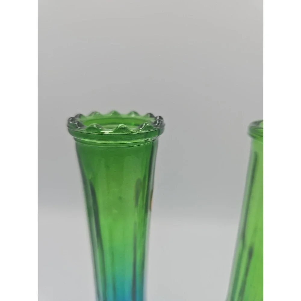 2‎ Vtg Emerald Green Blue Glass Bud Flower Vase Ribbed fluted  8